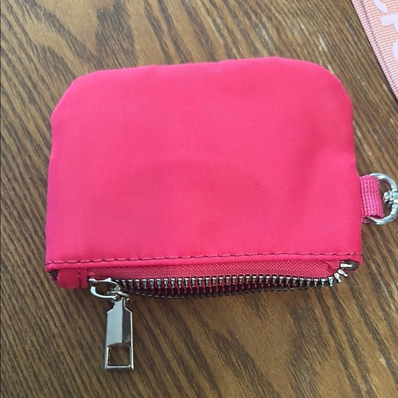 Cegolfs Pink Wallet Set with Wrist Strap - Picture 7 of 7